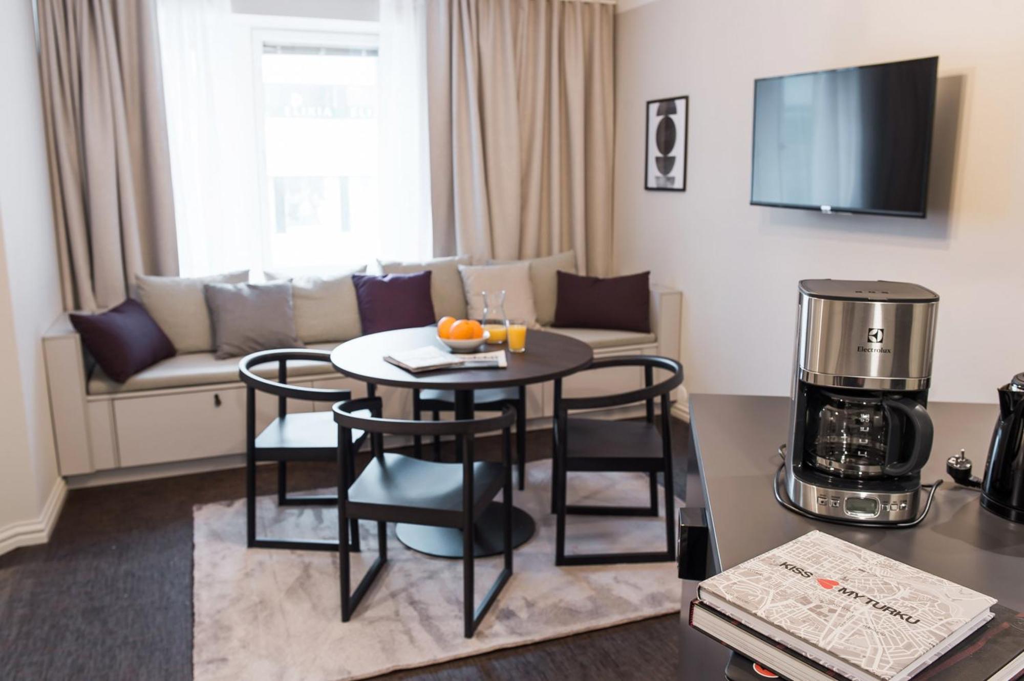 Forenom Aparthotel Turku Esterno foto